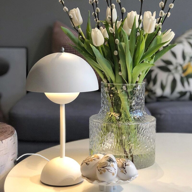 Astrid: The Bright Bud Lamp